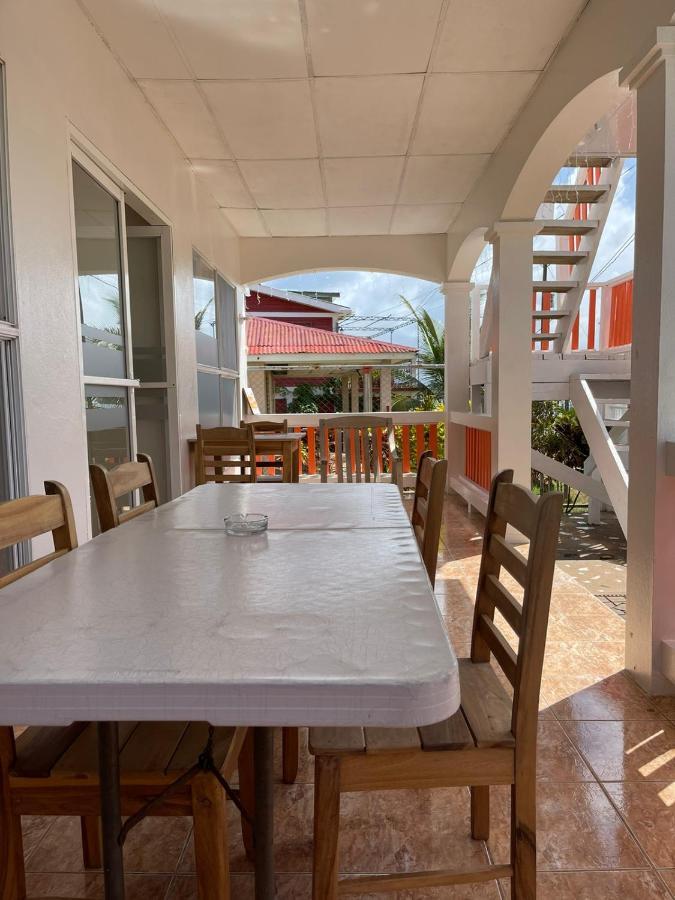 Christina'S Guest House Official Little Corn Island Ngoại thất bức ảnh