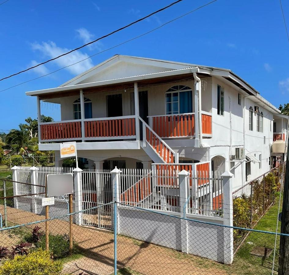Christina'S Guest House Official Little Corn Island Ngoại thất bức ảnh