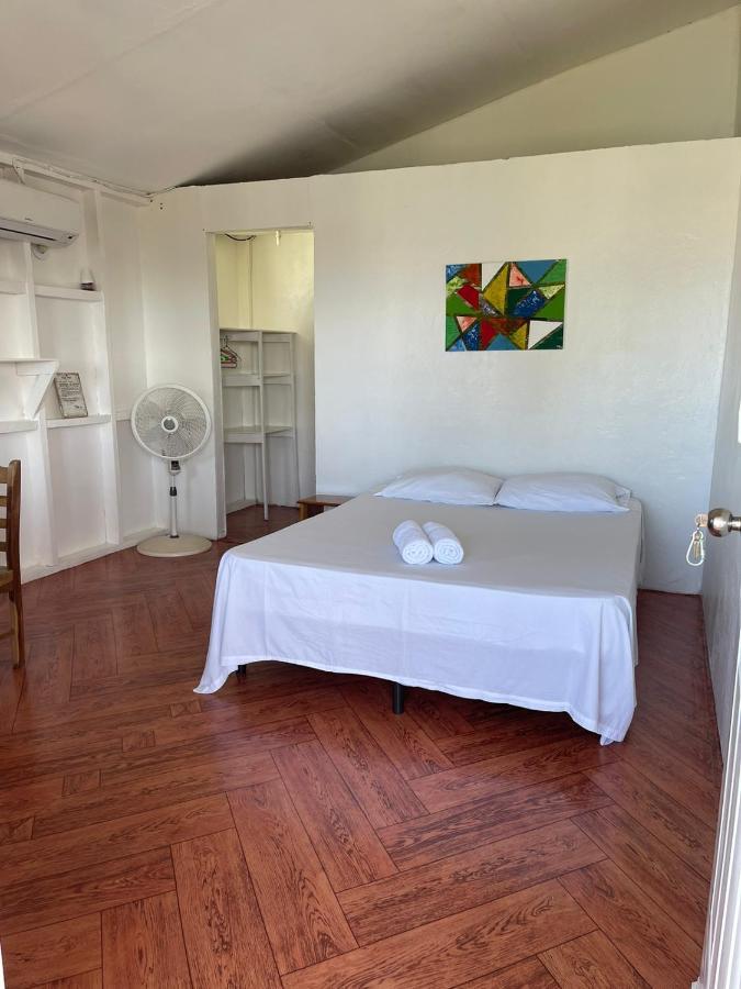 Christina'S Guest House Official Little Corn Island Ngoại thất bức ảnh