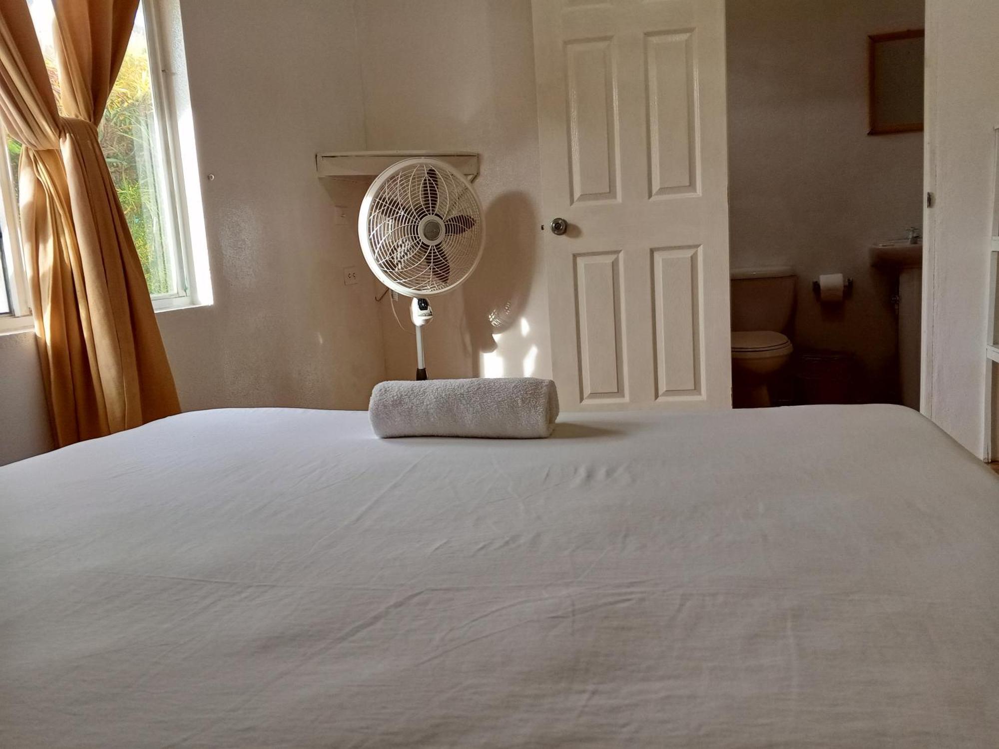 Christina'S Guest House Official Little Corn Island Ngoại thất bức ảnh