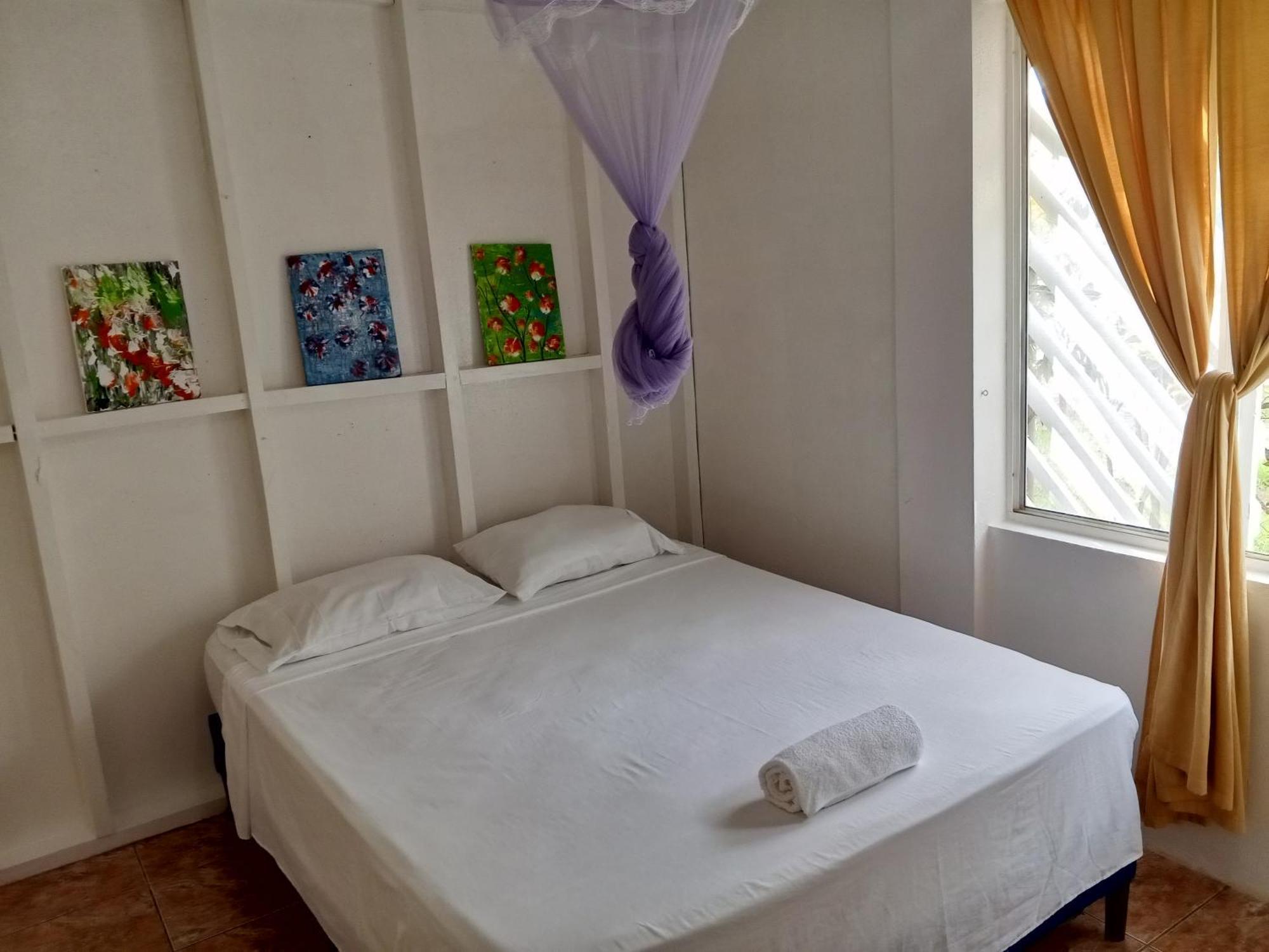 Christina'S Guest House Official Little Corn Island Ngoại thất bức ảnh