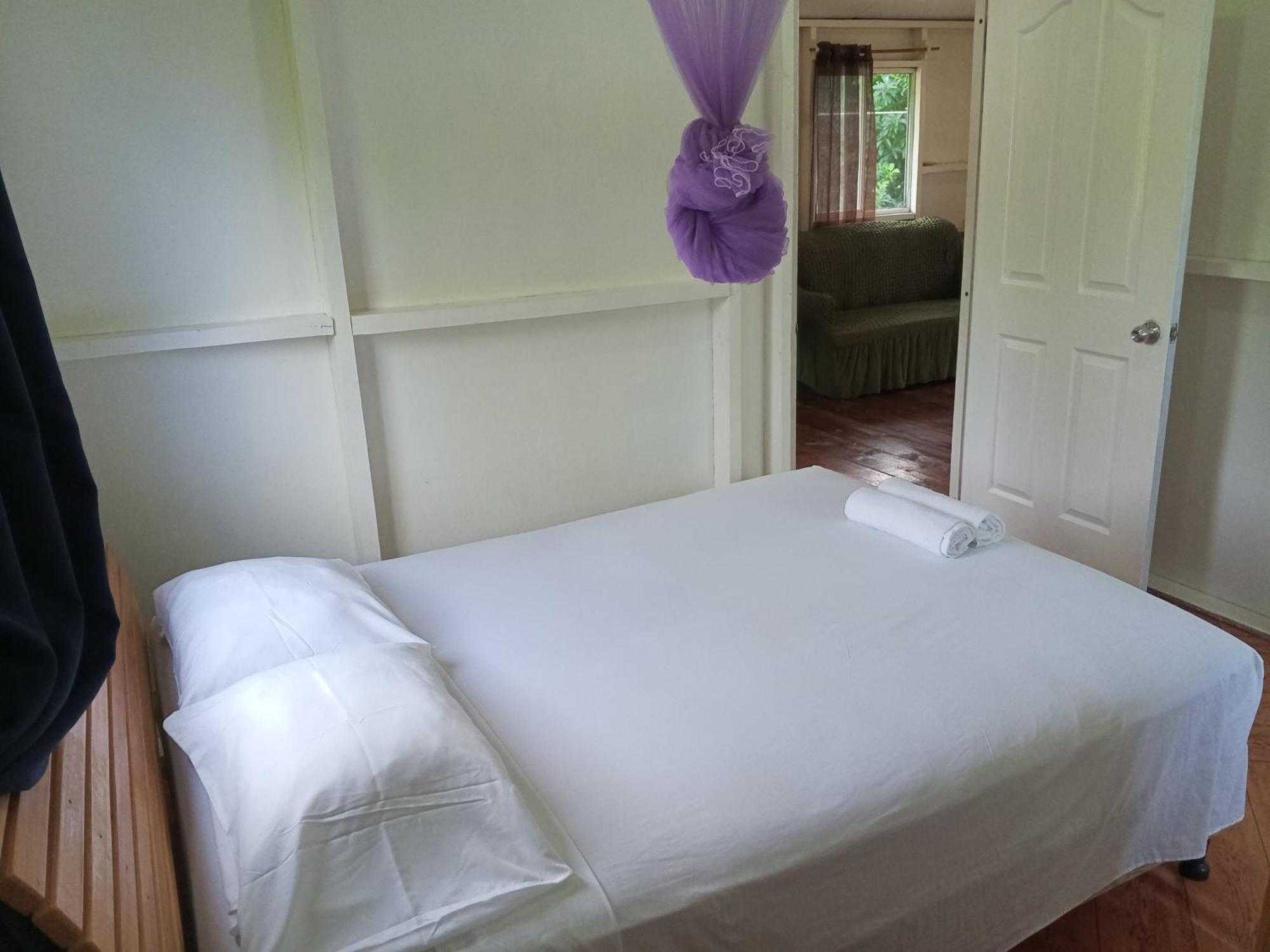 Christina'S Guest House Official Little Corn Island Ngoại thất bức ảnh