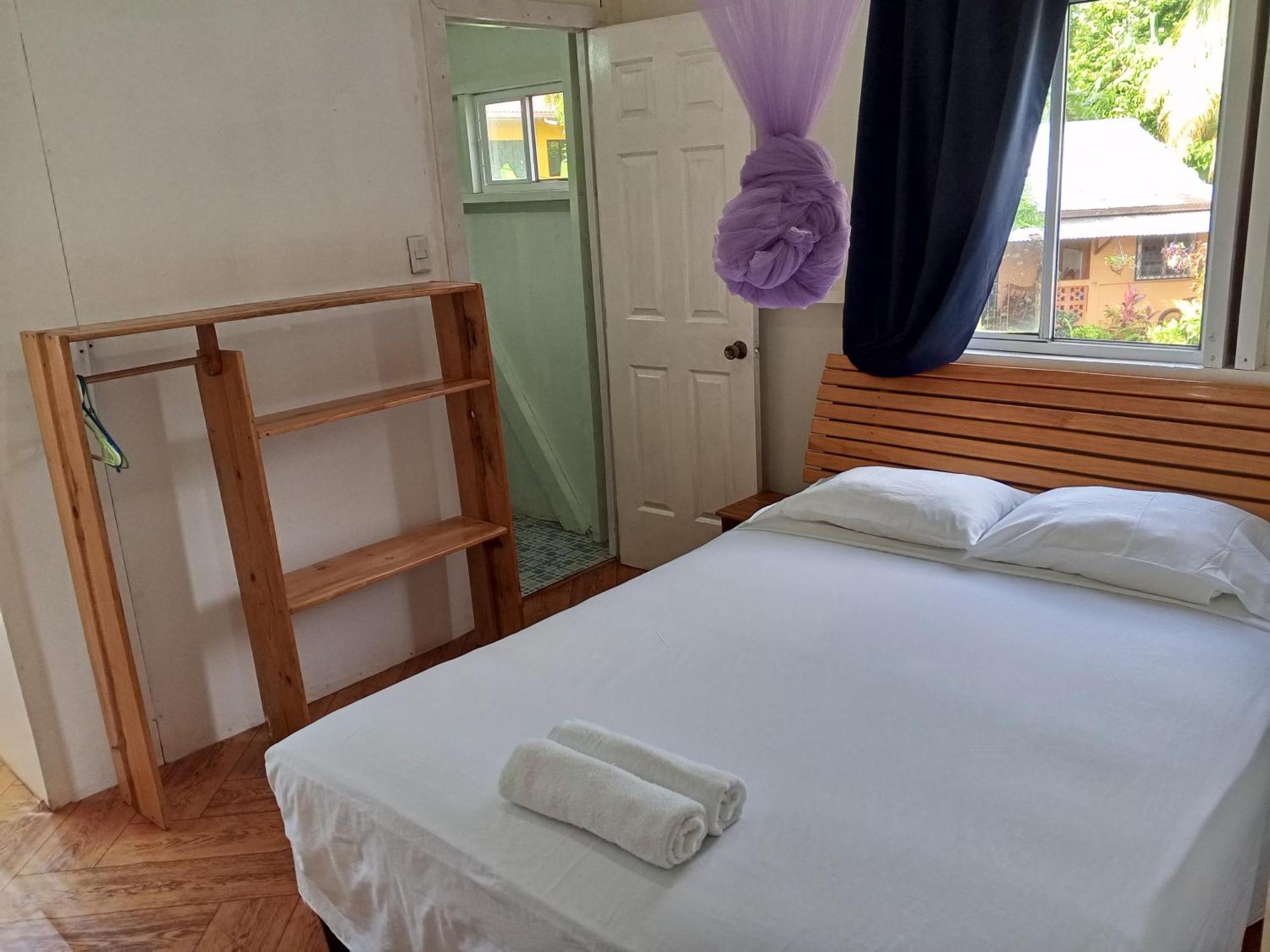 Christina'S Guest House Official Little Corn Island Ngoại thất bức ảnh